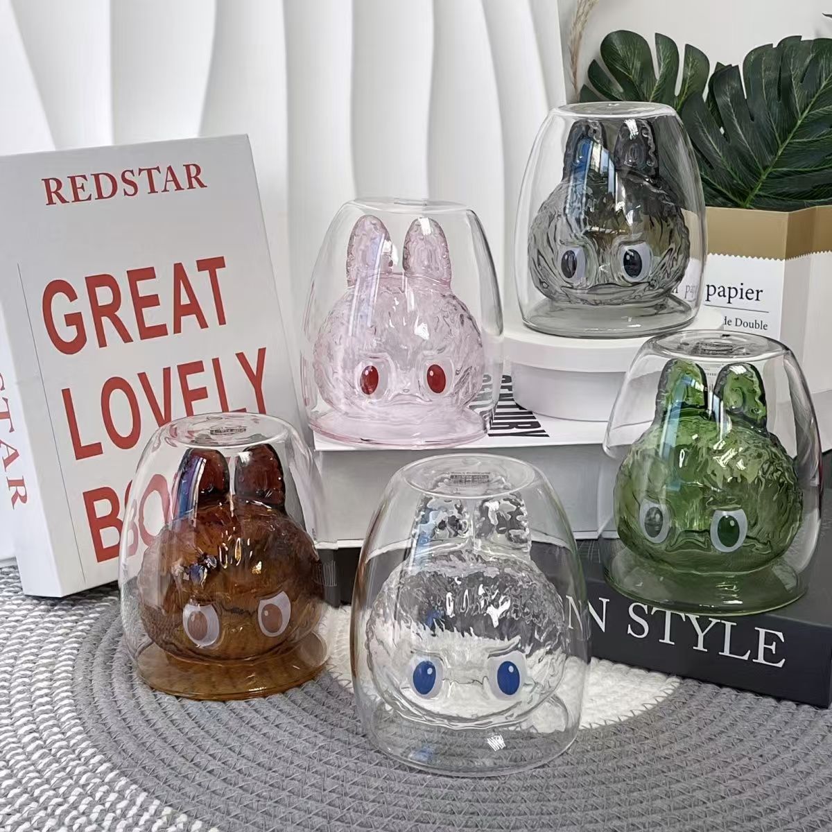 Найпопулярніша маленька лялька в Китаї зараз ----- Лабобо