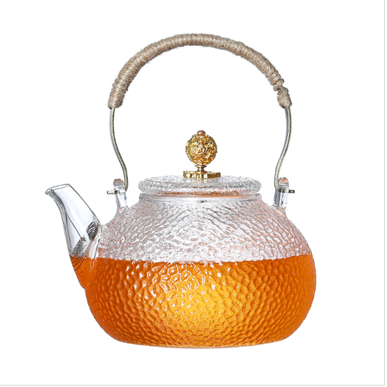 Чому більшість каструль з ручками невеликі?